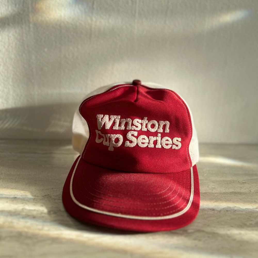 WINSTON CUP SERIES RED CAP ADJUSTABLE